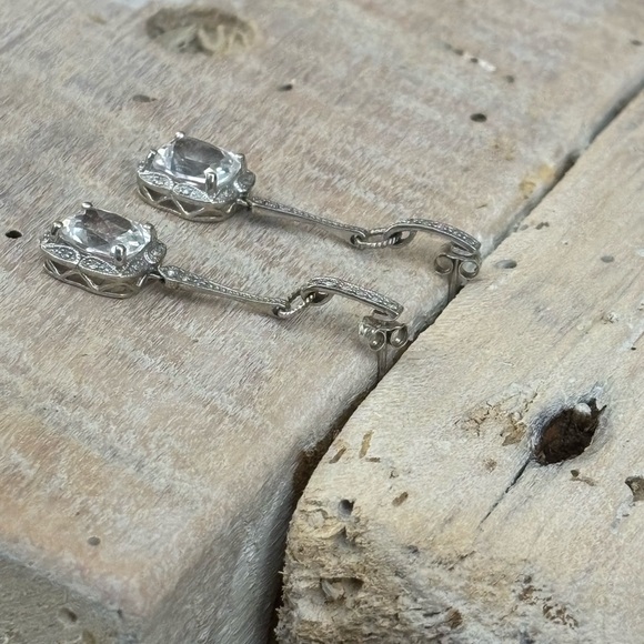 White Sapphires Set Into a 925 Sterling Silver Drop Earring Set. Items 355 - Picture 4 of 5